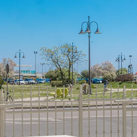 Altamarea מלון