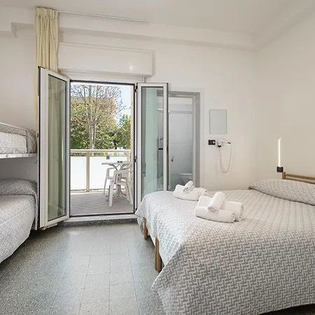Altamarea Hotel 3*