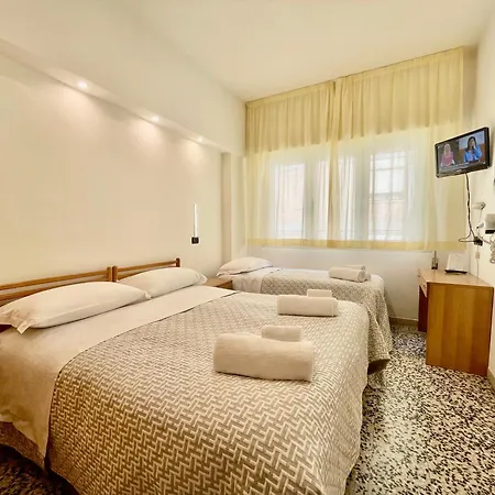 Hotel Altamarea 3*